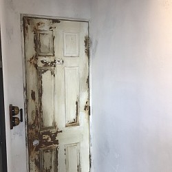 ドア　エイジング塗装